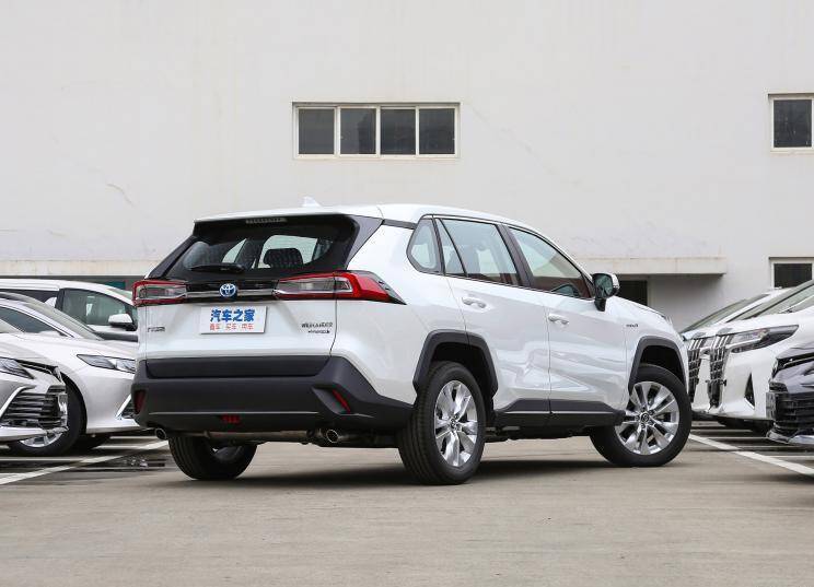 广汽丰田 威兰达 2020款 双擎 2.5l e-cvt两驱领先版