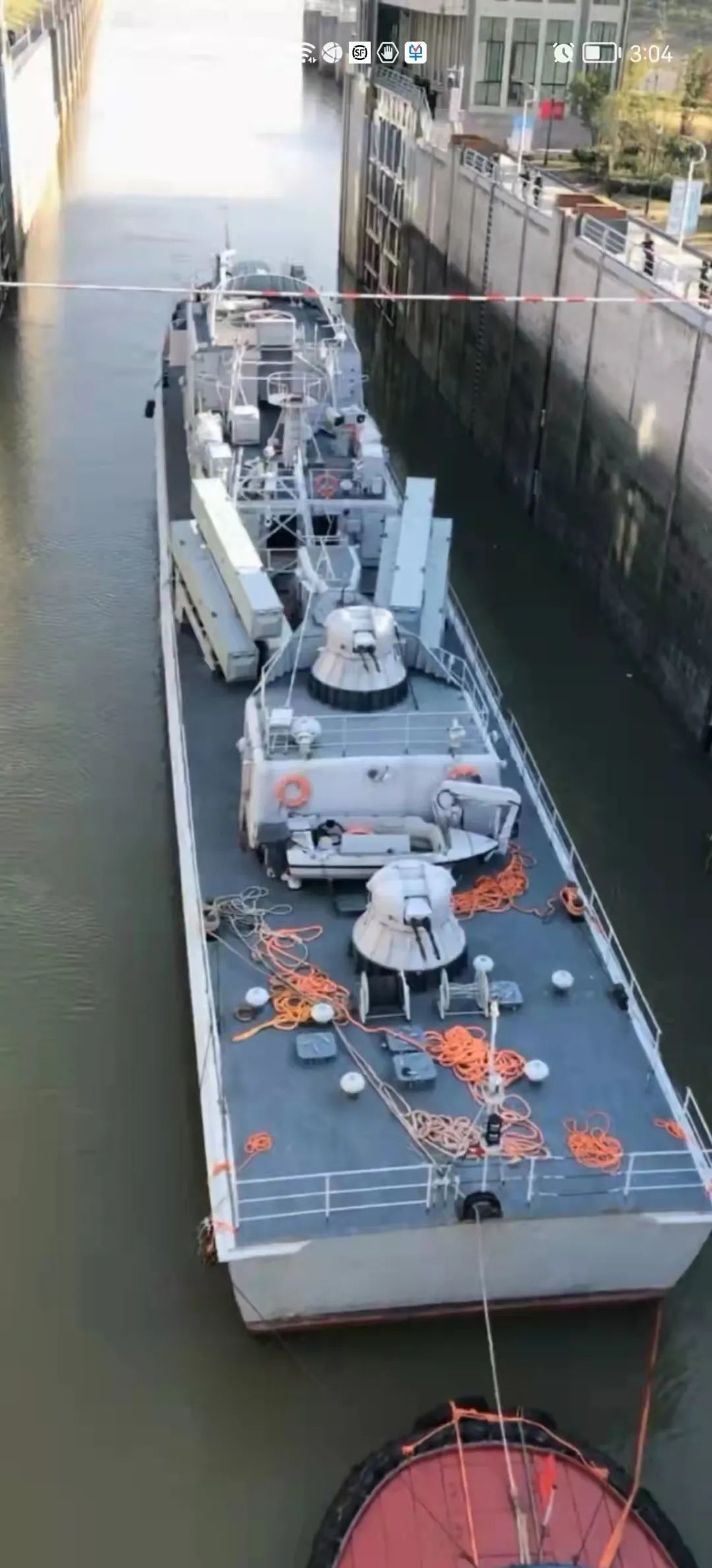 刚刚驻港部队功勋导弹艇进入阜阳