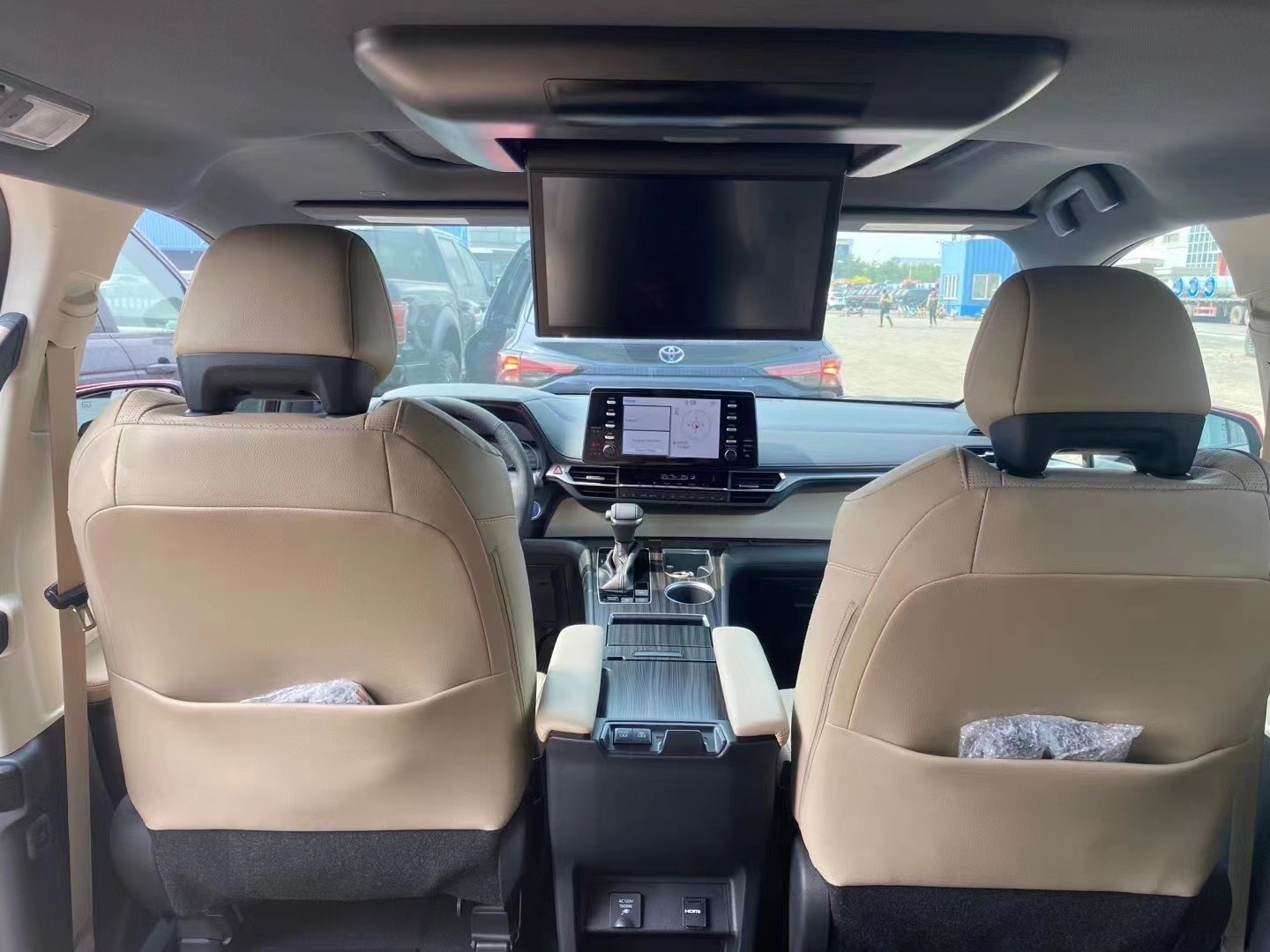 21款丰田塞纳25l双擎版最低裸车价格