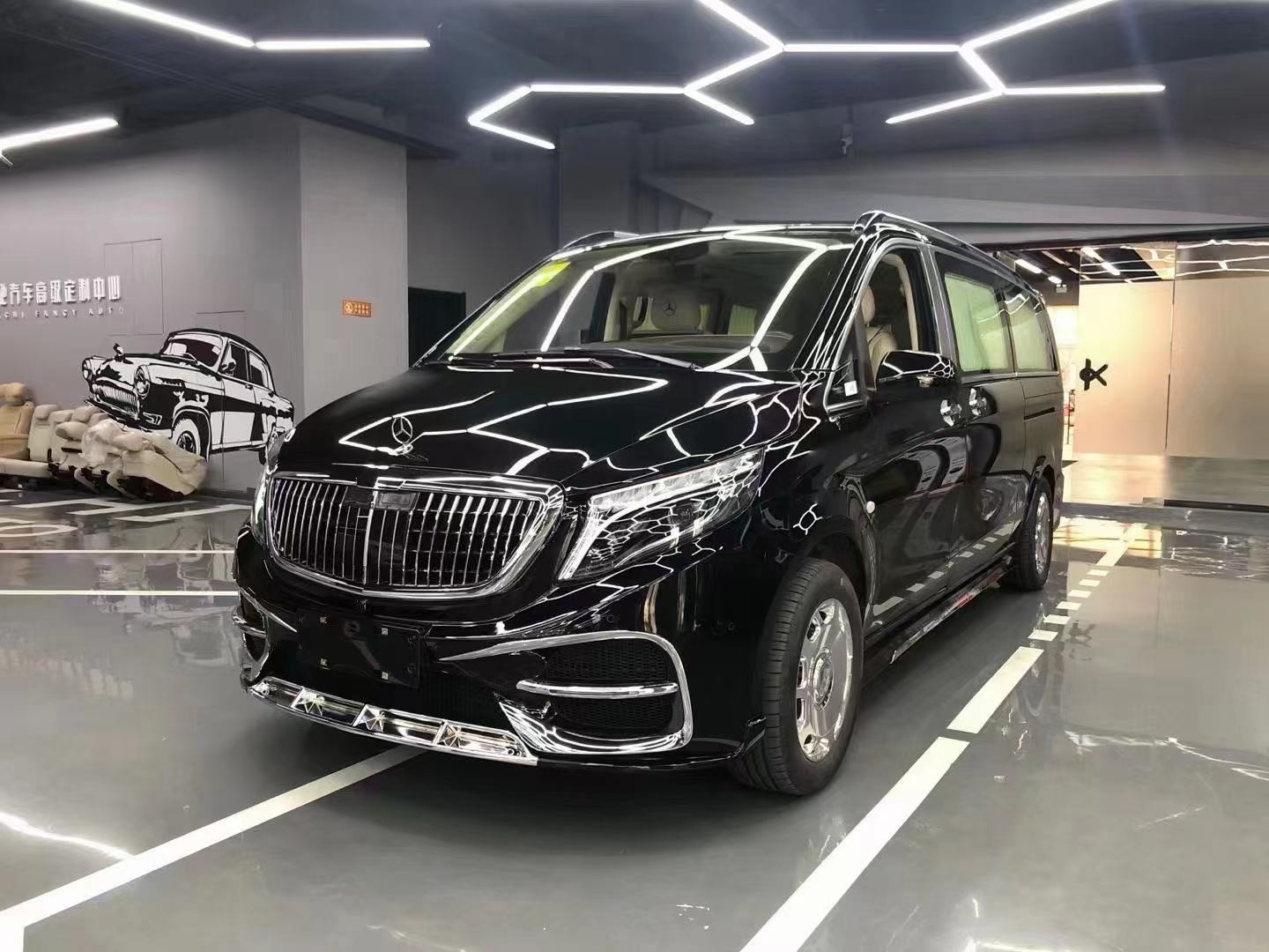 21款奔驰威霆双开门升级版现车改装价格