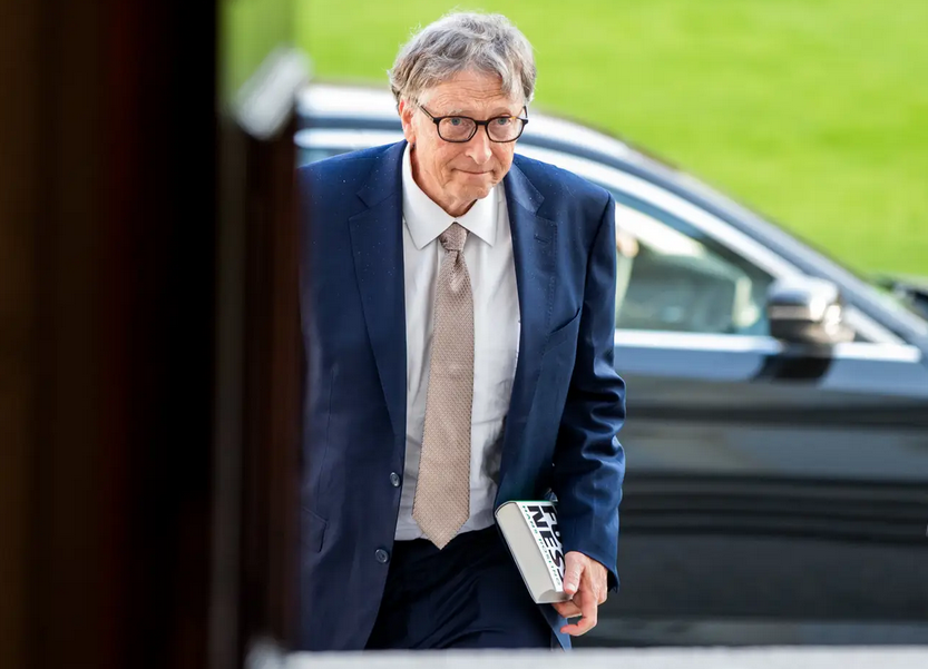 投资者要求微软解释盖茨不当行为处理过程