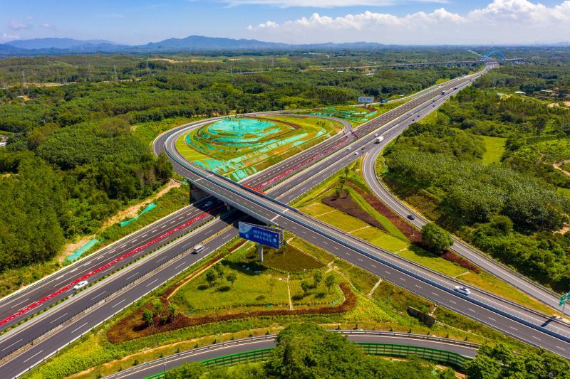 阳茂高速改扩建项目全力冲刺年底通车目标