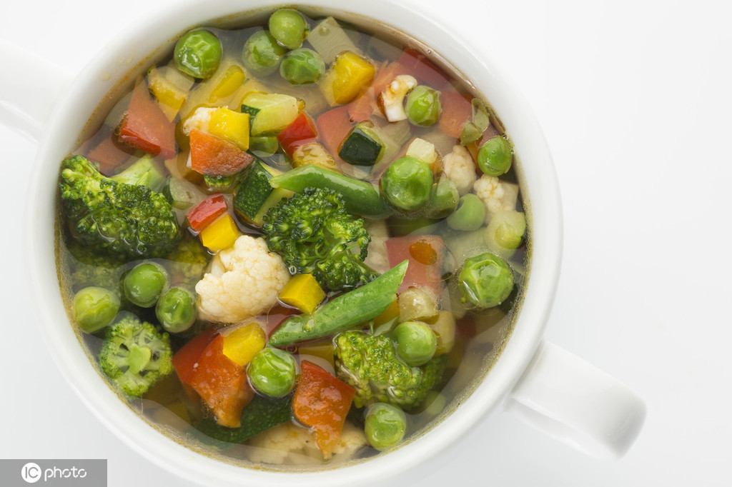 小雪清寒,暖汤添香