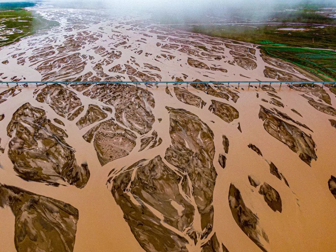 要说在长江水系里的诸多辫状水系河流中最具代表性的一条,无疑是