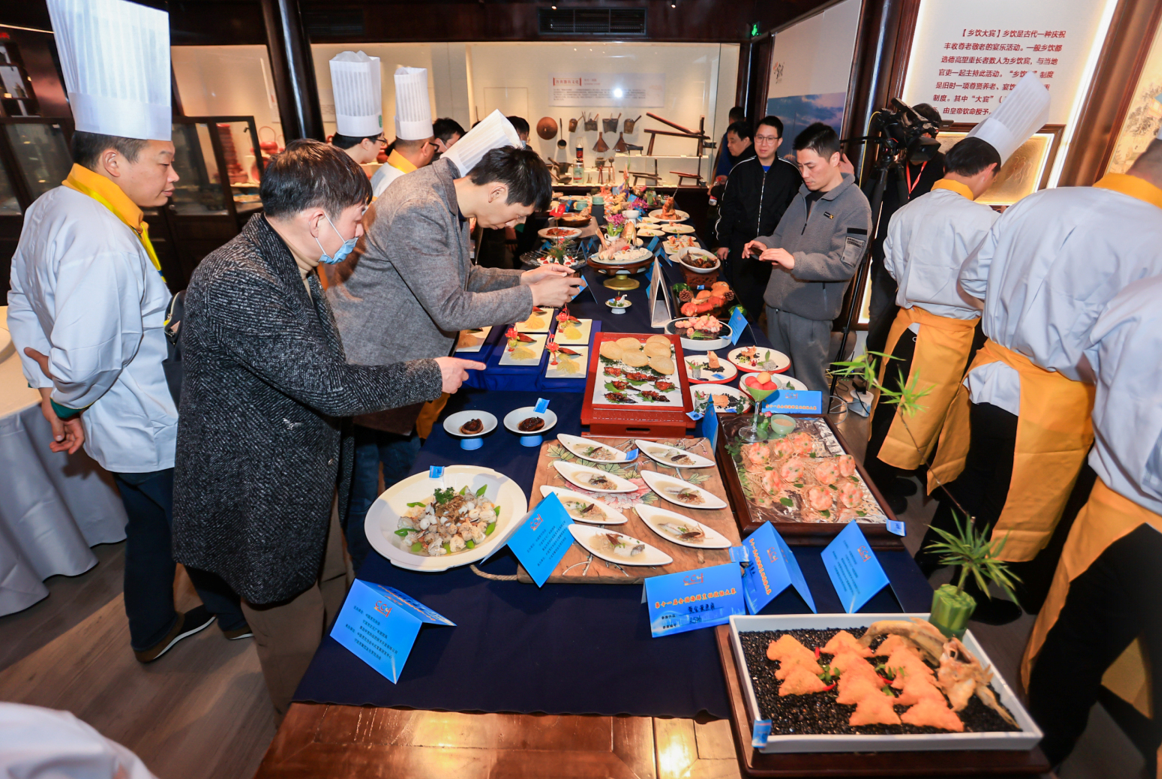 全国海鲜烹饪技能大赛火热开赛  120余位海鲜名厨甬城竞技争“鲜”
