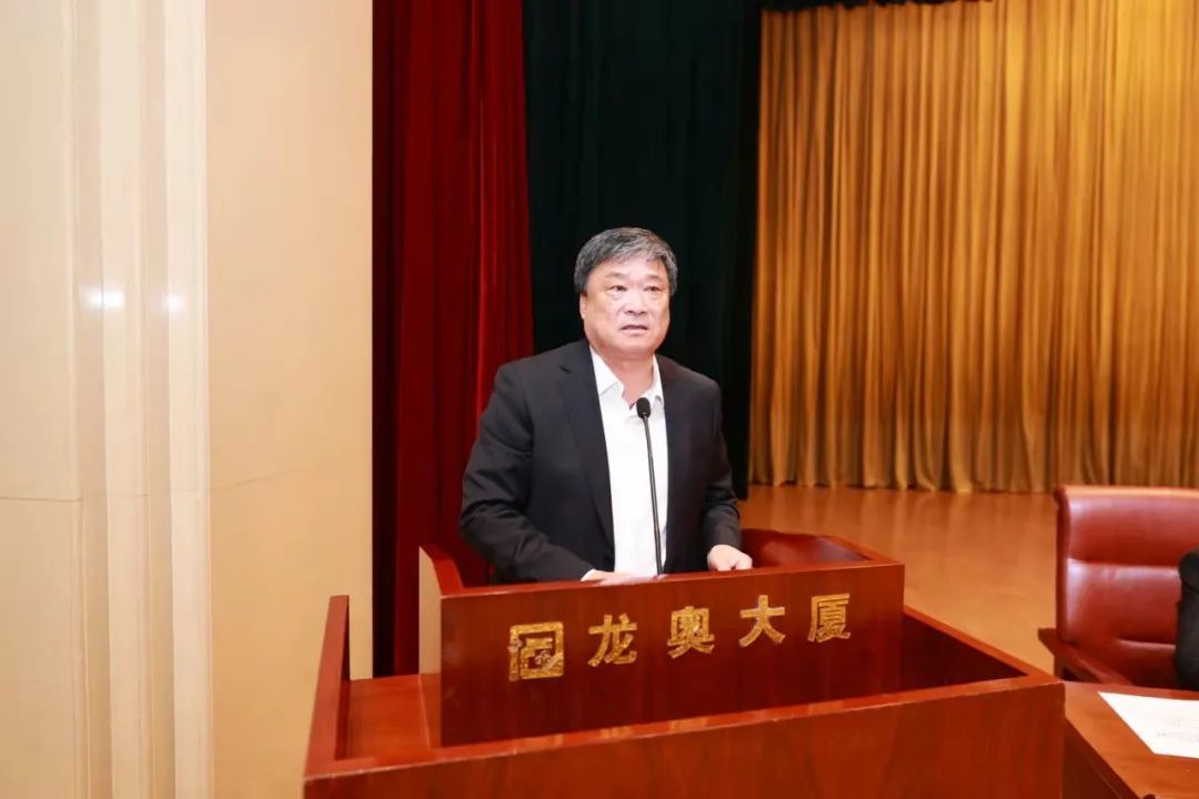 宏济堂董事长图片