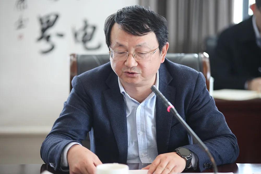 重庆机电集团党委书记,董事长辛国荣到机电股份调研指导工作