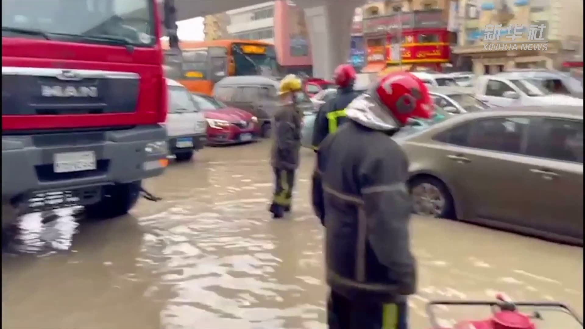 埃及多地迎来降水降温天气