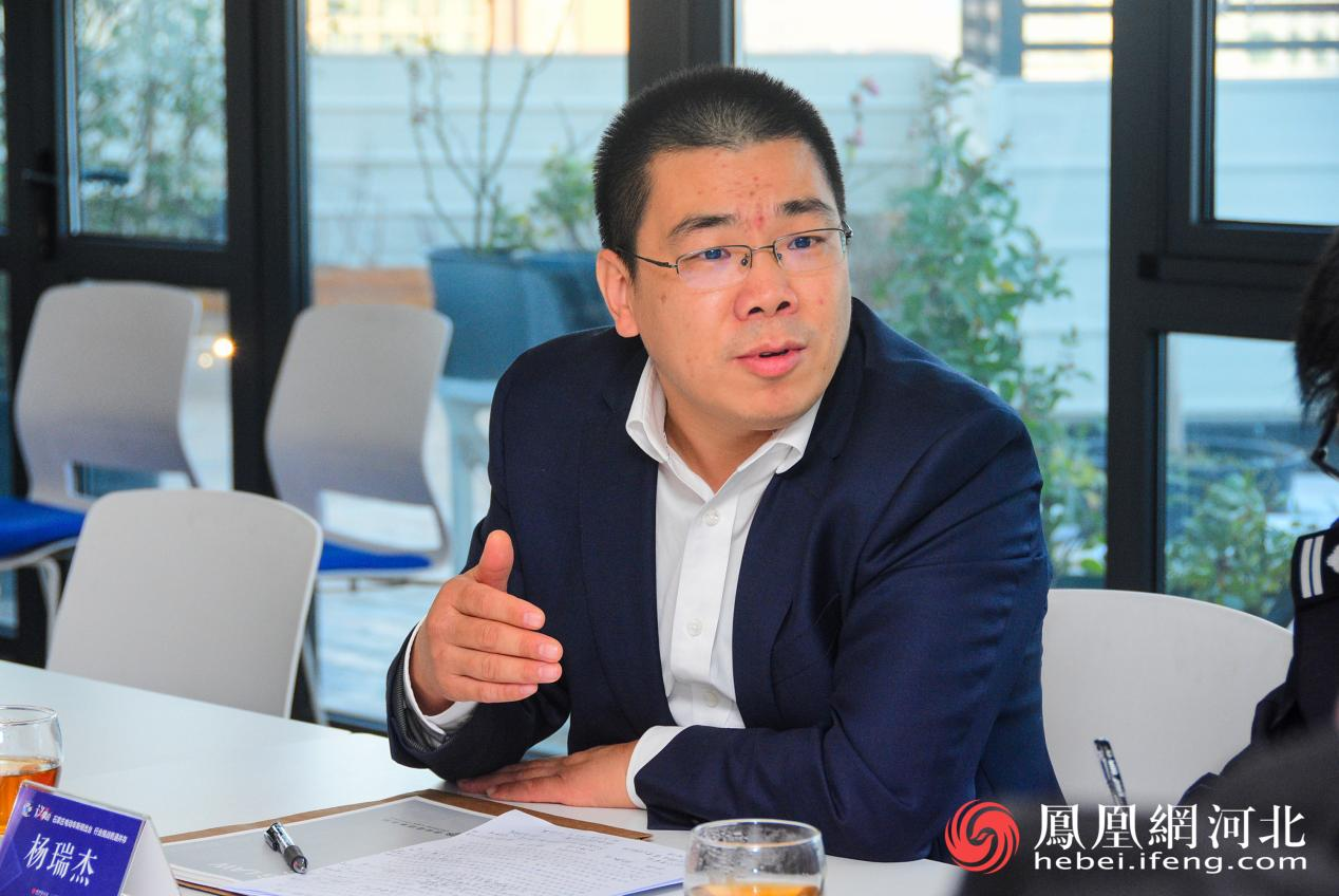 凤凰网河北《财经议事会》石家庄电动车新规出台，行业挑战机遇并存