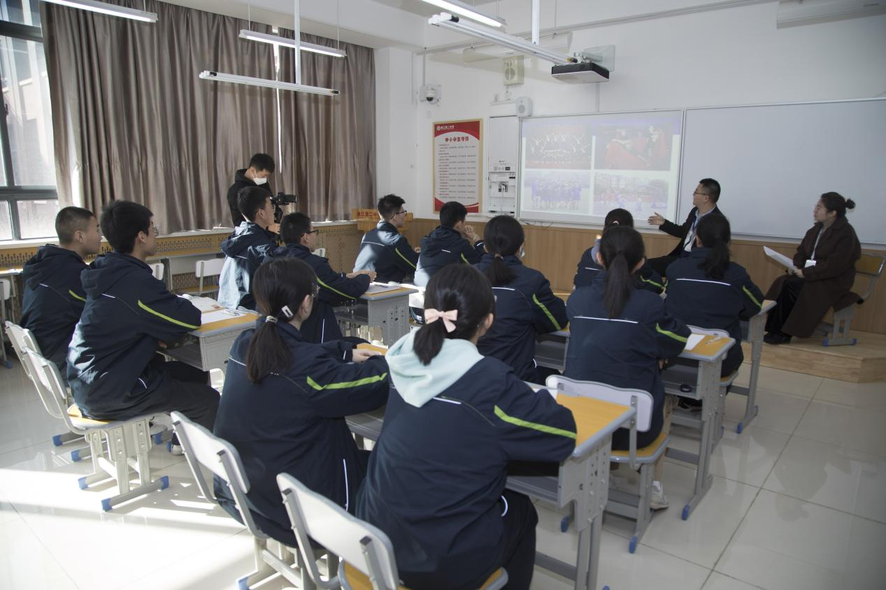 新高考新探索西安生涯教育论坛在曲江二中圆满举行