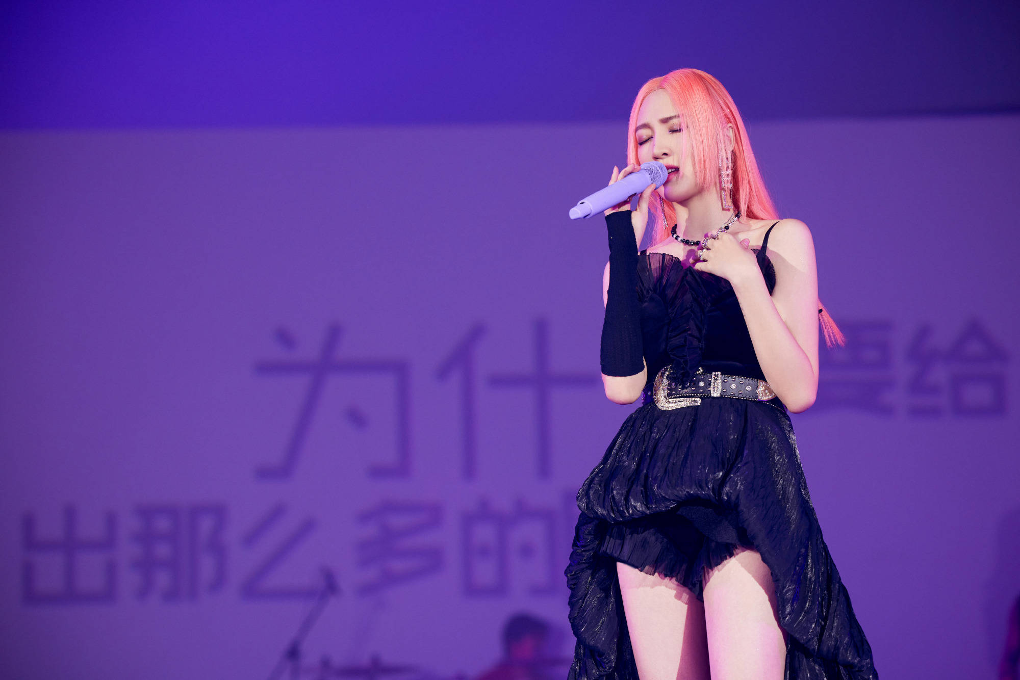 全能唱跳孟佳踏浪归来国风新歌东方一展女性力量