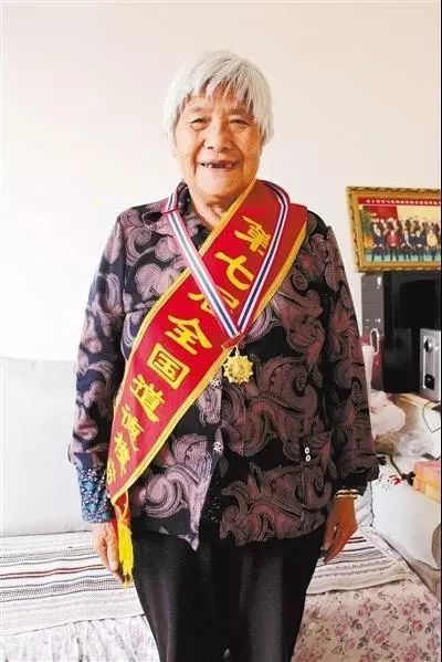 “最美”之花竞相开放 张掖肃南劲吹时代好家风