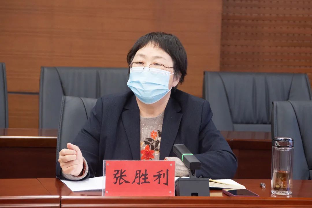 郑州财经学院副校长张胜利发表讲话