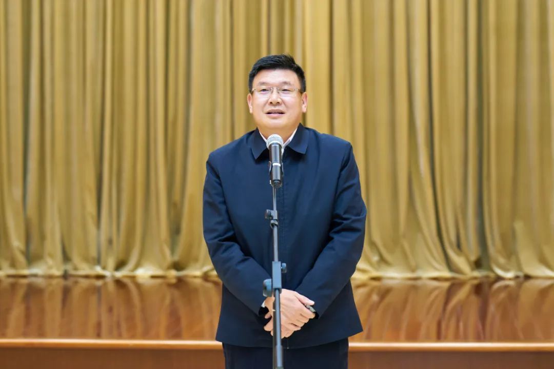 金华市委书记凌志峰努力形成更多开创性制度性的金华经验