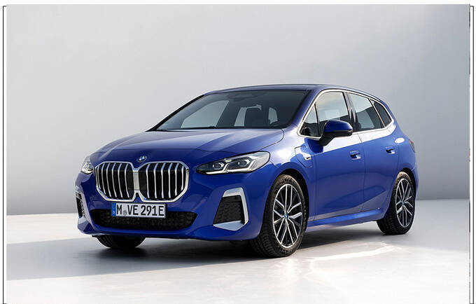 谁说豪华品牌不居家宝马全新mpv曝光最快年底前开售