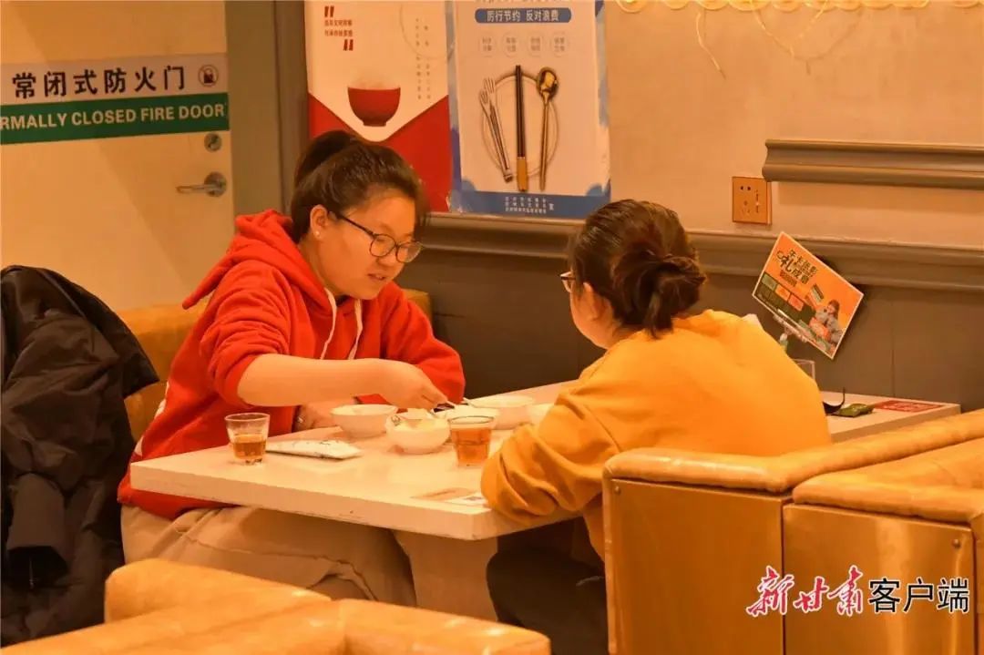 许久未见的朋友们，再来小聚一场。