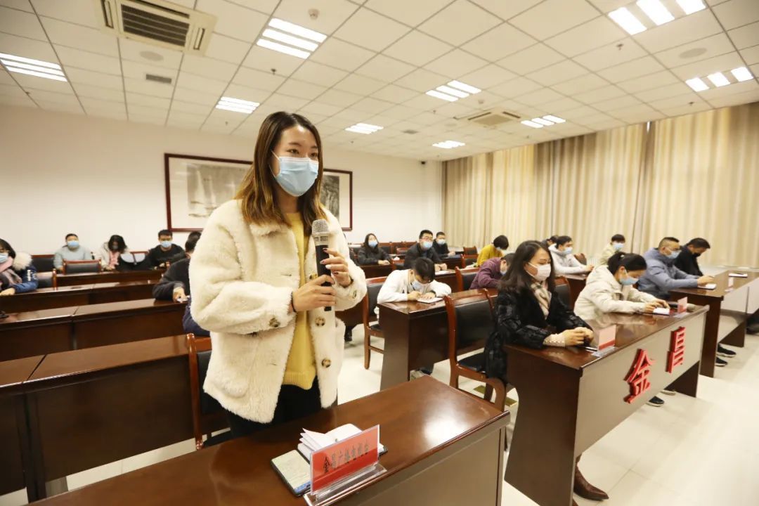 金昌广播电视台记者现场提问