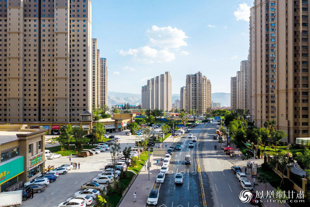 兰州碧桂园小区实拍 欧洋 摄