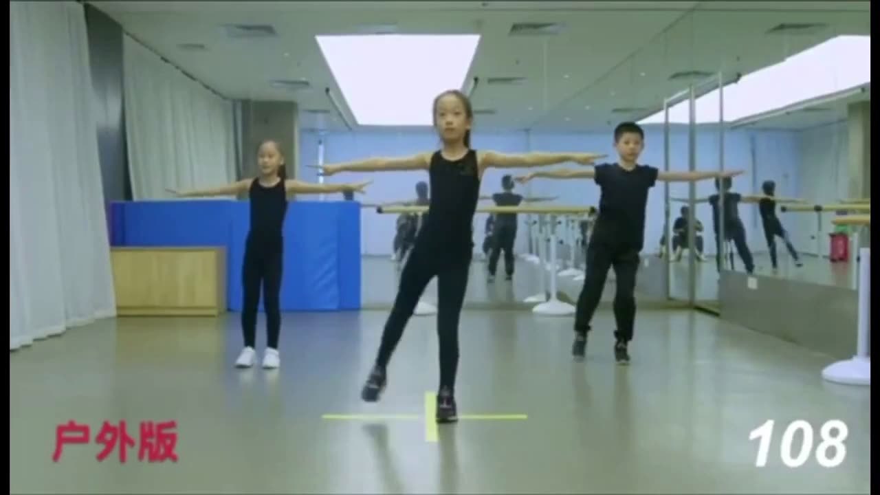 花样滑冰广播体操川渝线上公开赛来了！不限年龄免费参与，看了这个视频你就会