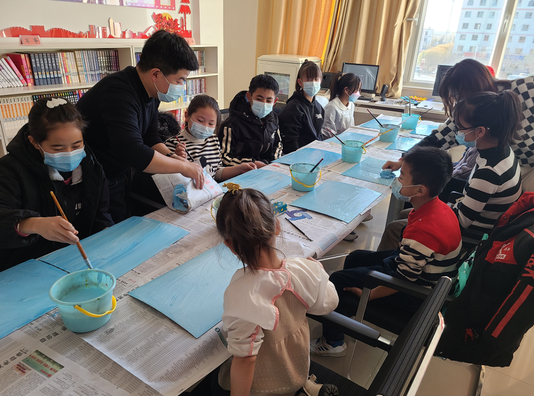 肃州“花式”暖童心 让留守“花朵”在阳光下绽放