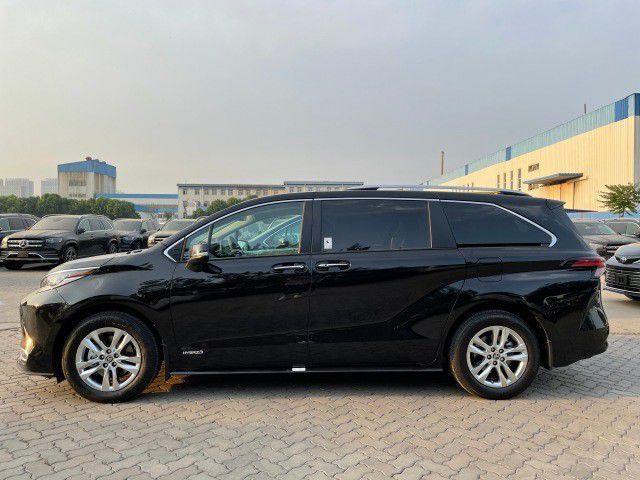 新款丰田塞纳2.5四驱天津现车优惠报价