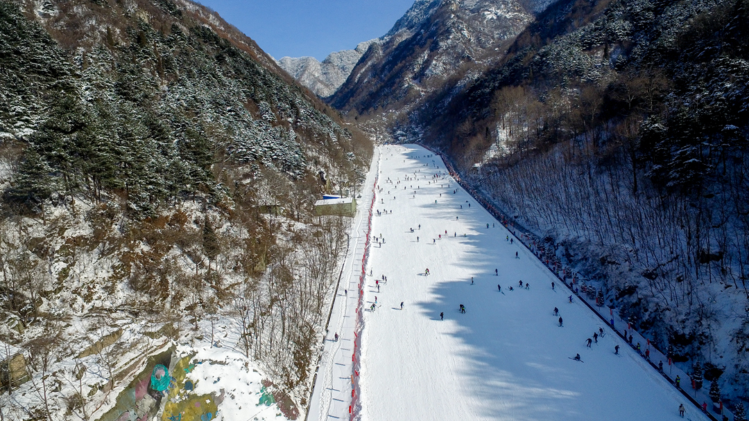 开板啦翠华山滑雪场12月4日试营业