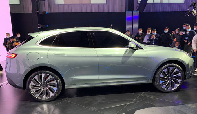 塞力斯发布全新品牌 首款车型亮相 搭载增程动力-图2