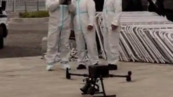 及时广播防疫提示信息，宁波镇海公安启用无人机空中巡逻