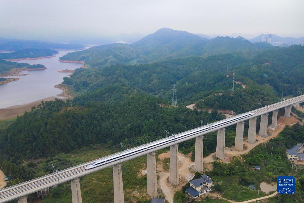 赣深高铁开通结束赣南地区没有直达广东高速铁路历史