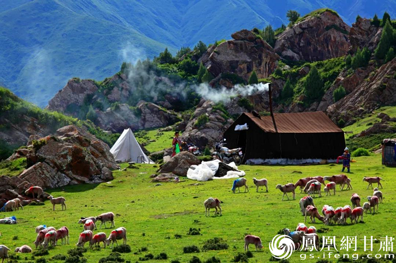 裕固家园 钱英文 摄