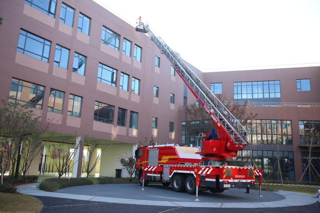 南昌启华双语学校消防宣传月暨消防演练