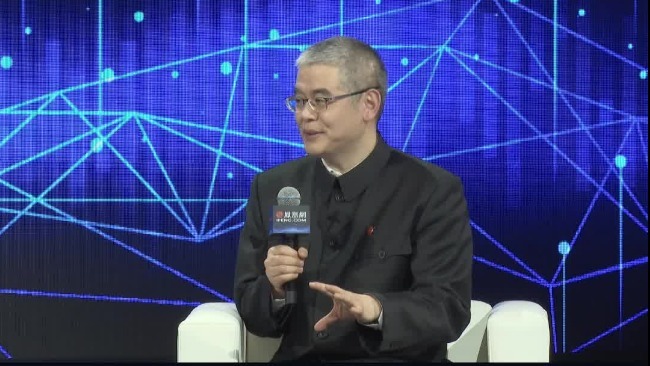 龙芯中科董事长胡伟武：中国芯片产业要形成自己的能力，他们才会不卡你
