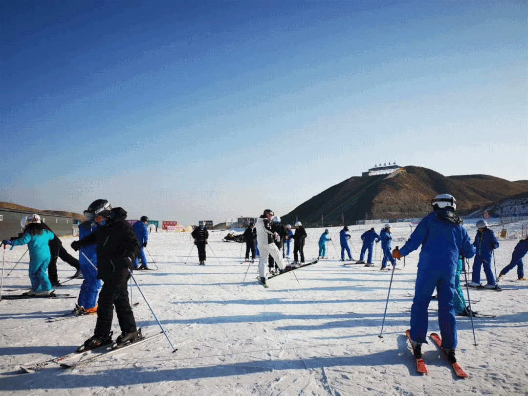 武威塔儿湾滑雪场