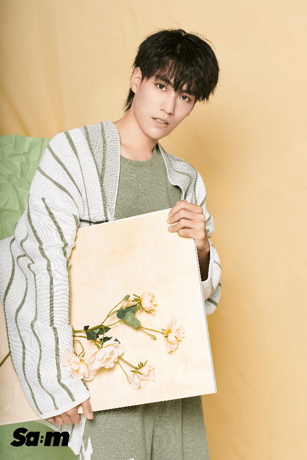 林子闳不忘初心晒年少大片