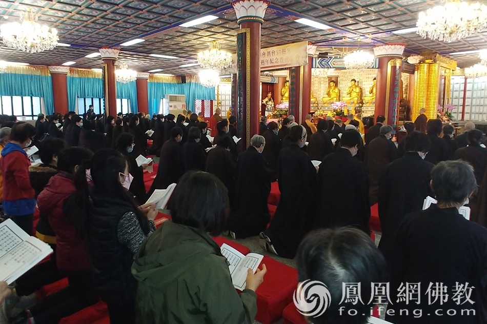 法会现场（图片来源：凤凰网佛教 摄影：香港西方寺）