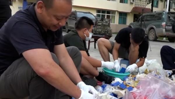 云南缉毒警蔡晓东遗体告别仪式将在景洪举行，抓捕毒贩时牺牲