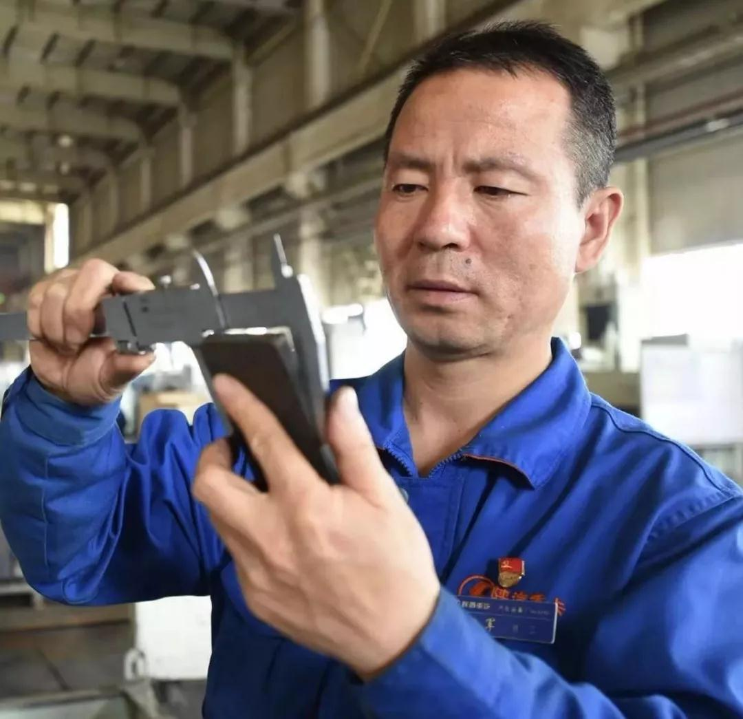 初三学生席文越的父亲、三秦工匠席小军