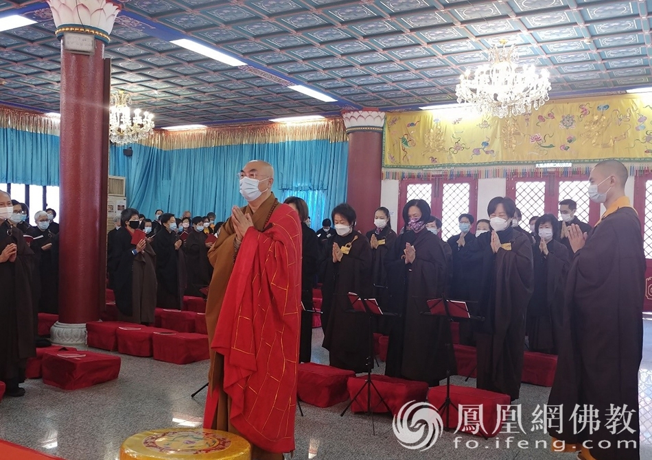法会现场（图片来源：凤凰网佛教 摄影：香港西方寺）