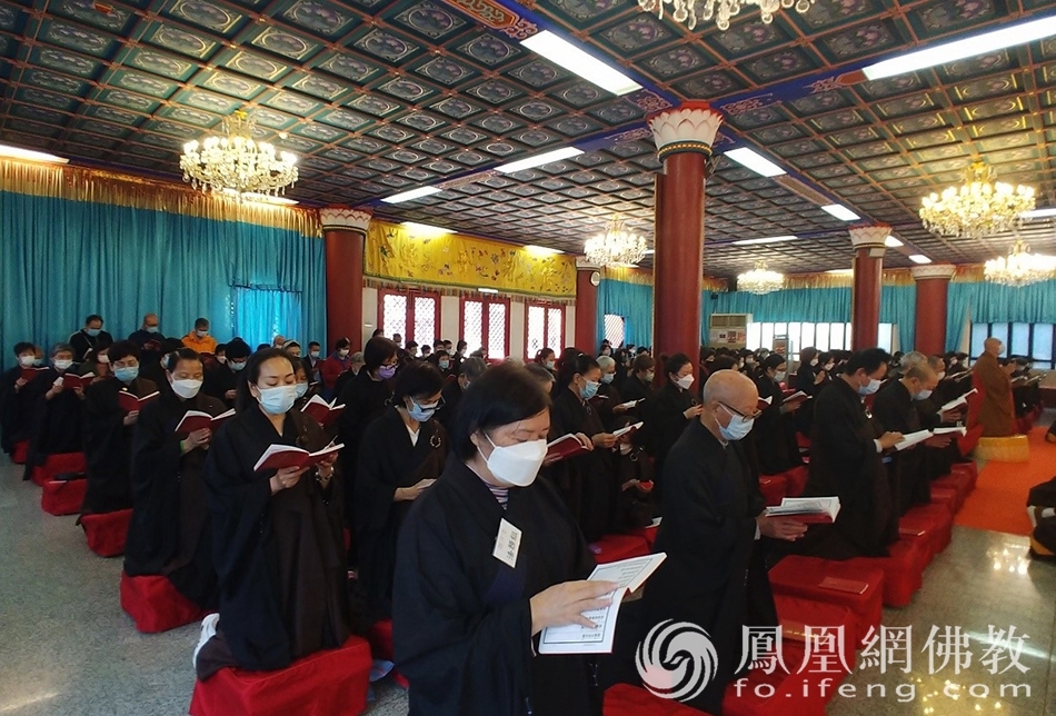 法会现场（图片来源：凤凰网佛教 摄影：香港西方寺）