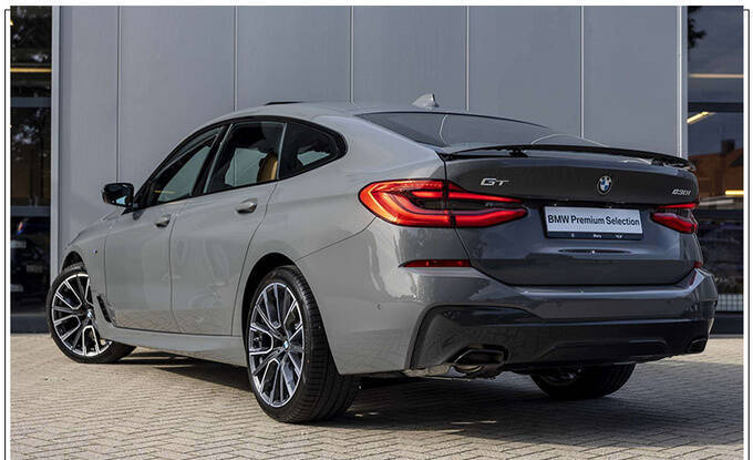 宝马全新6系gt海外实拍搭2.0t/溜背设计造型优雅-图2