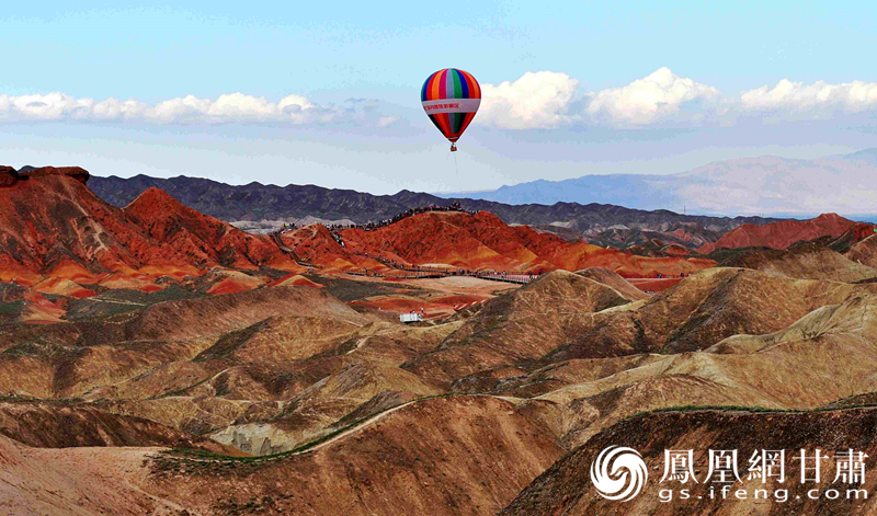 张掖七彩丹霞 王振武 摄