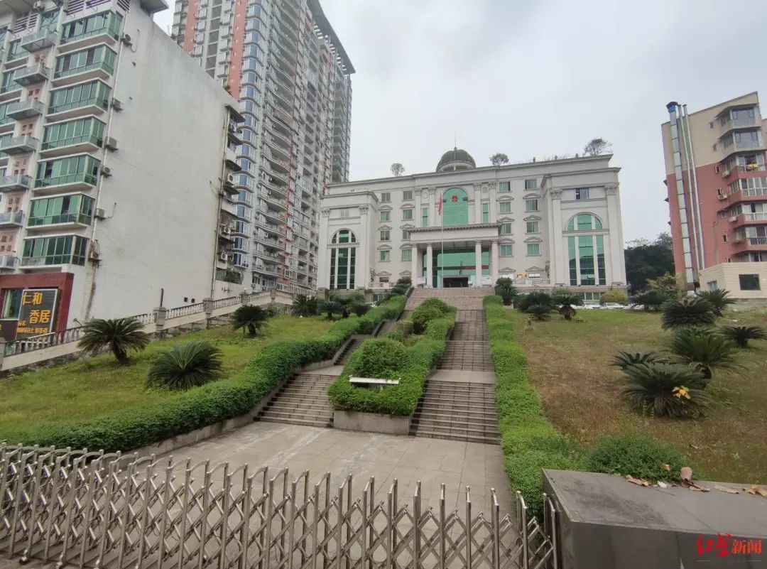 自贡市大安区人民法院 摄影 姚永忠