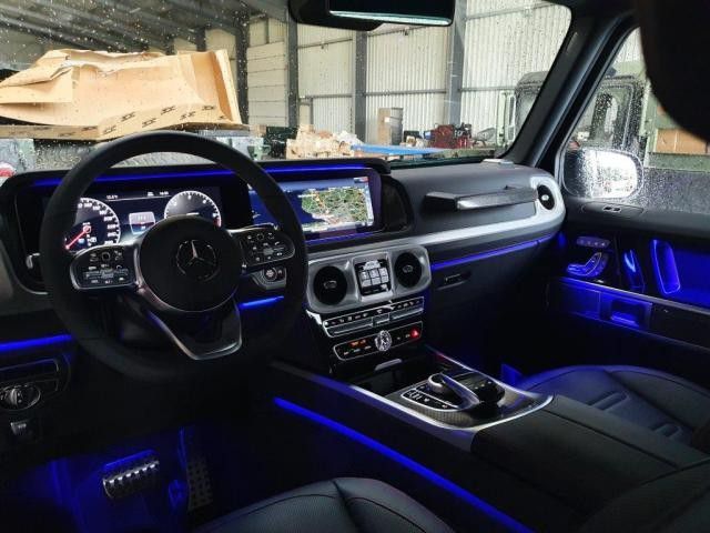 21款奔驰g350内饰给人一种豪华实用的感觉,双12.