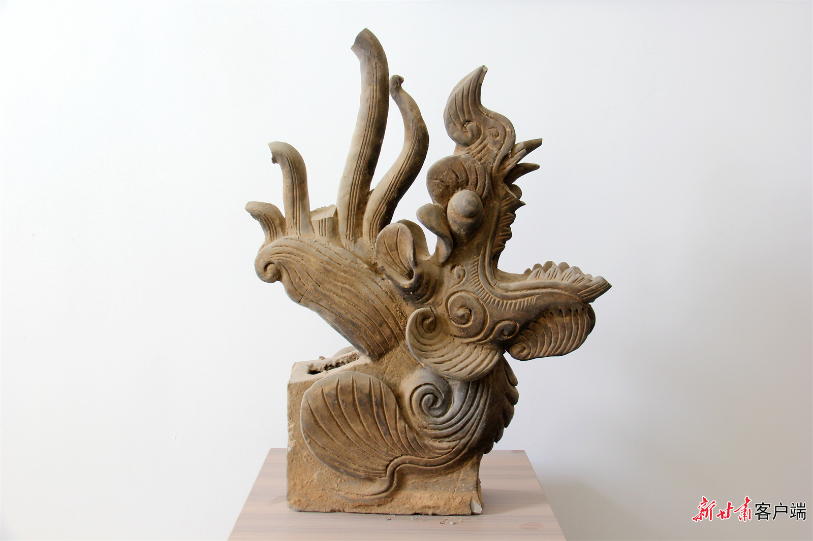 清代龙首陶脊兽