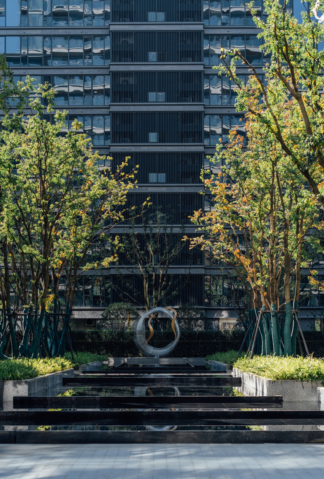 凤起潮鸣交付丨东部新城,由此多了一个"城市符号" ——凤凰网房产宁波