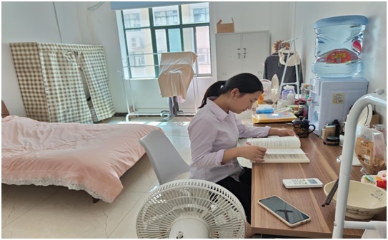 长沙现代服务业产业园人才公寓内,入驻企业职工对公寓的舒适便利赞不绝口