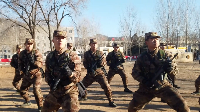 授衔!北京卫戍区某警卫师新兵迎来成人礼