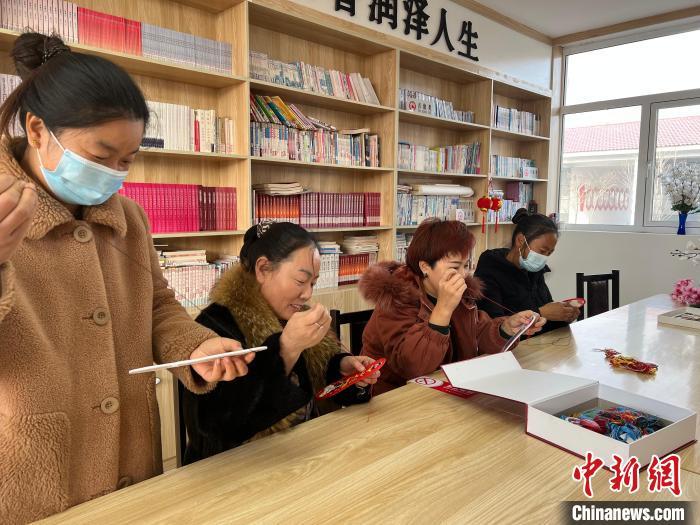 河北迁西:“农家书屋+”模式搭建乡村振兴“文化粮仓”