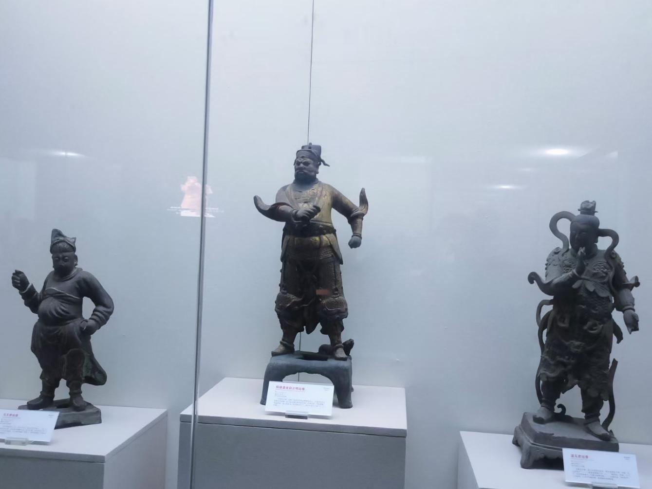武当博物馆9件文物今日启程赴成都参展