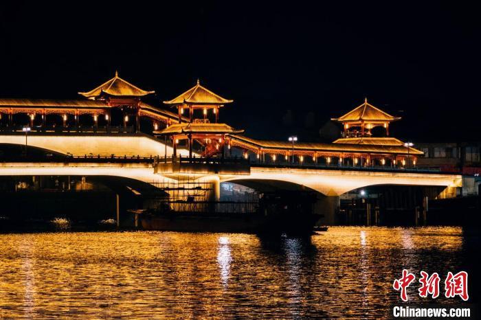 增城区东门桥夜景璀璨 增城区委宣传部 供图